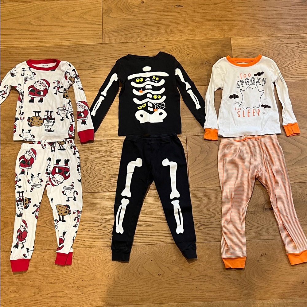 Carter's Halloween & Christmas PJ Bundle Sz 4T